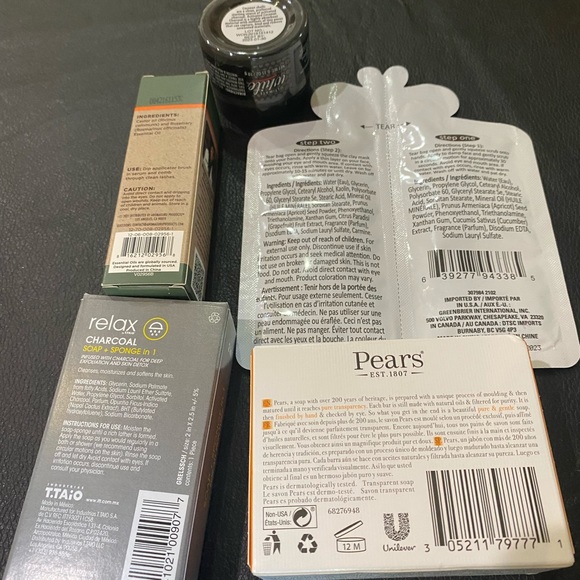 At Home Spa Day! 🧖🏻‍♀️🛀🧼🍷🥰 - Picture 10 of 16